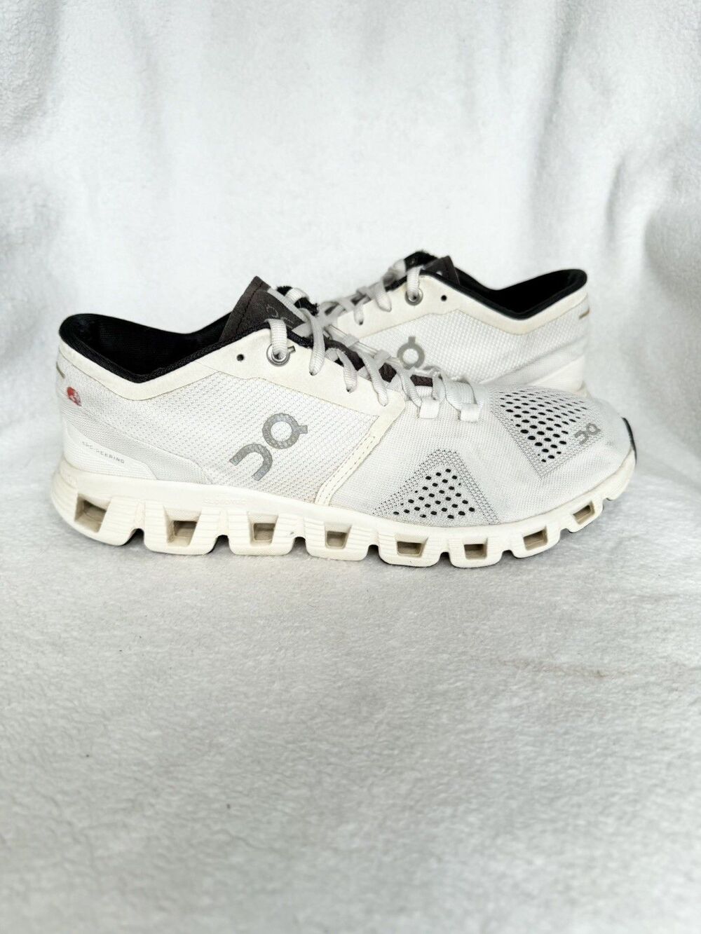 On Cloud X  Road Running Shoes  White Black Athletic Gym Training Women Size 9